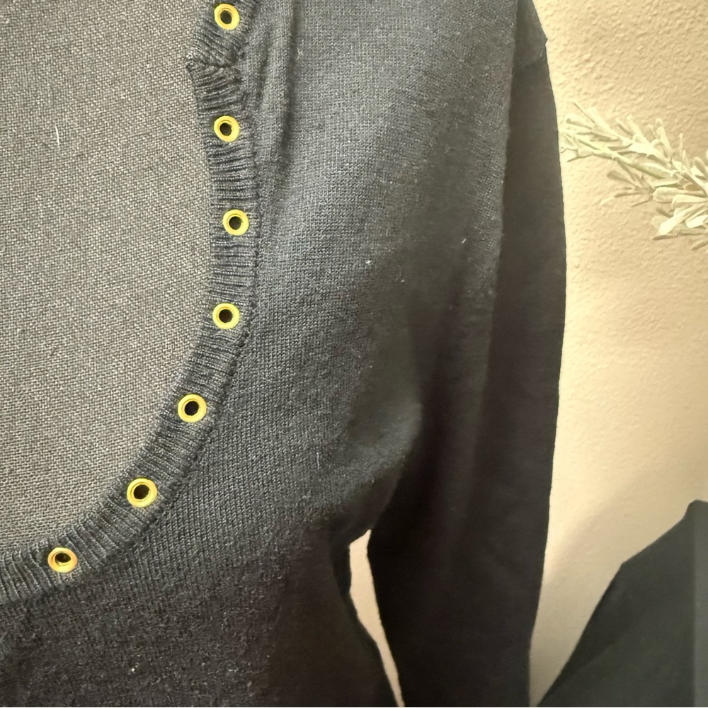 Cable & Gauge Black Scoop Neck Grommet Trim Top L 3/4 Sleeve Stretch Knit - Picture 2 of 8